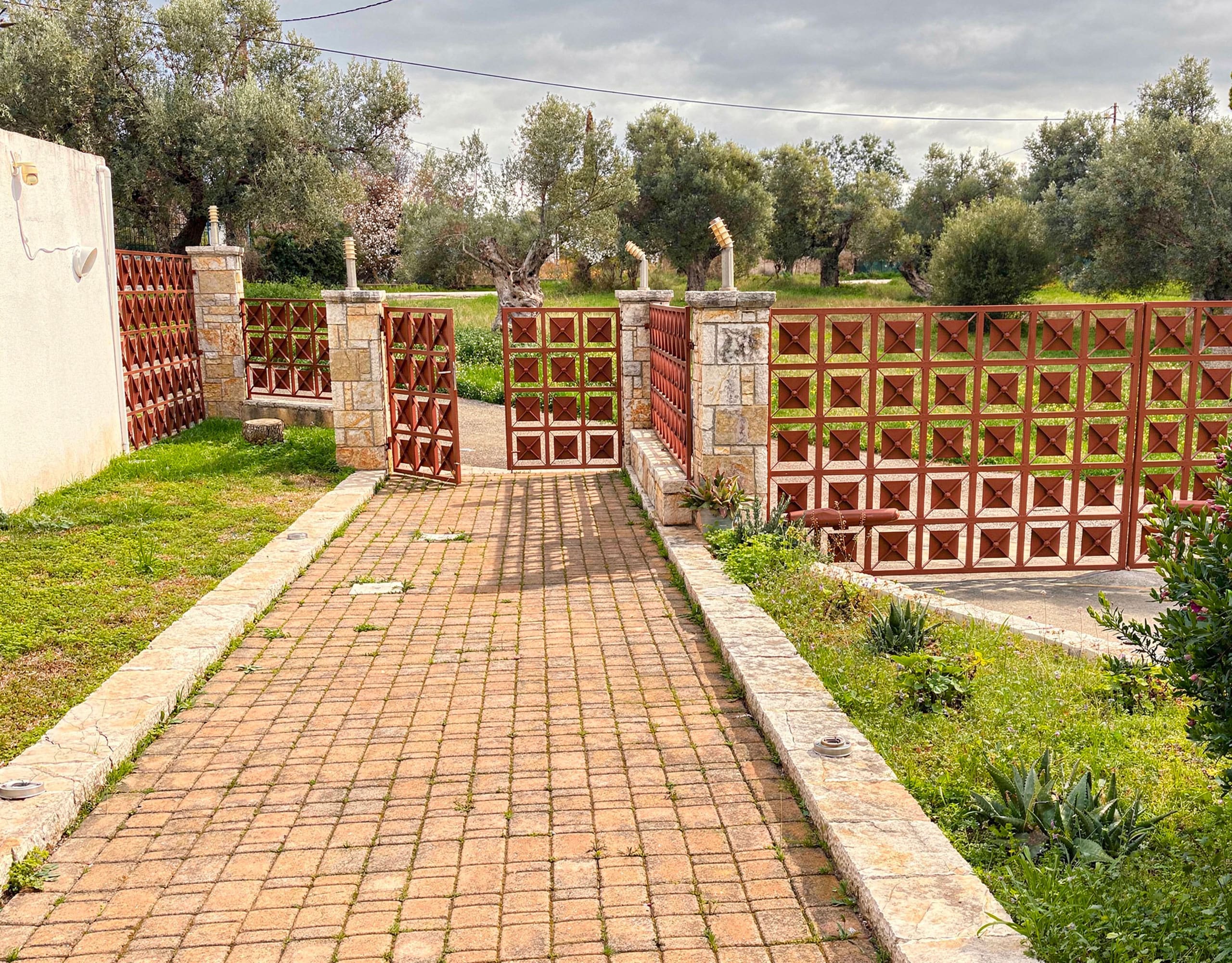 Driveway and Entrance Path — Eretria, Evia Driveway entrance path leading to the detached maisonette in Eretria, Evia