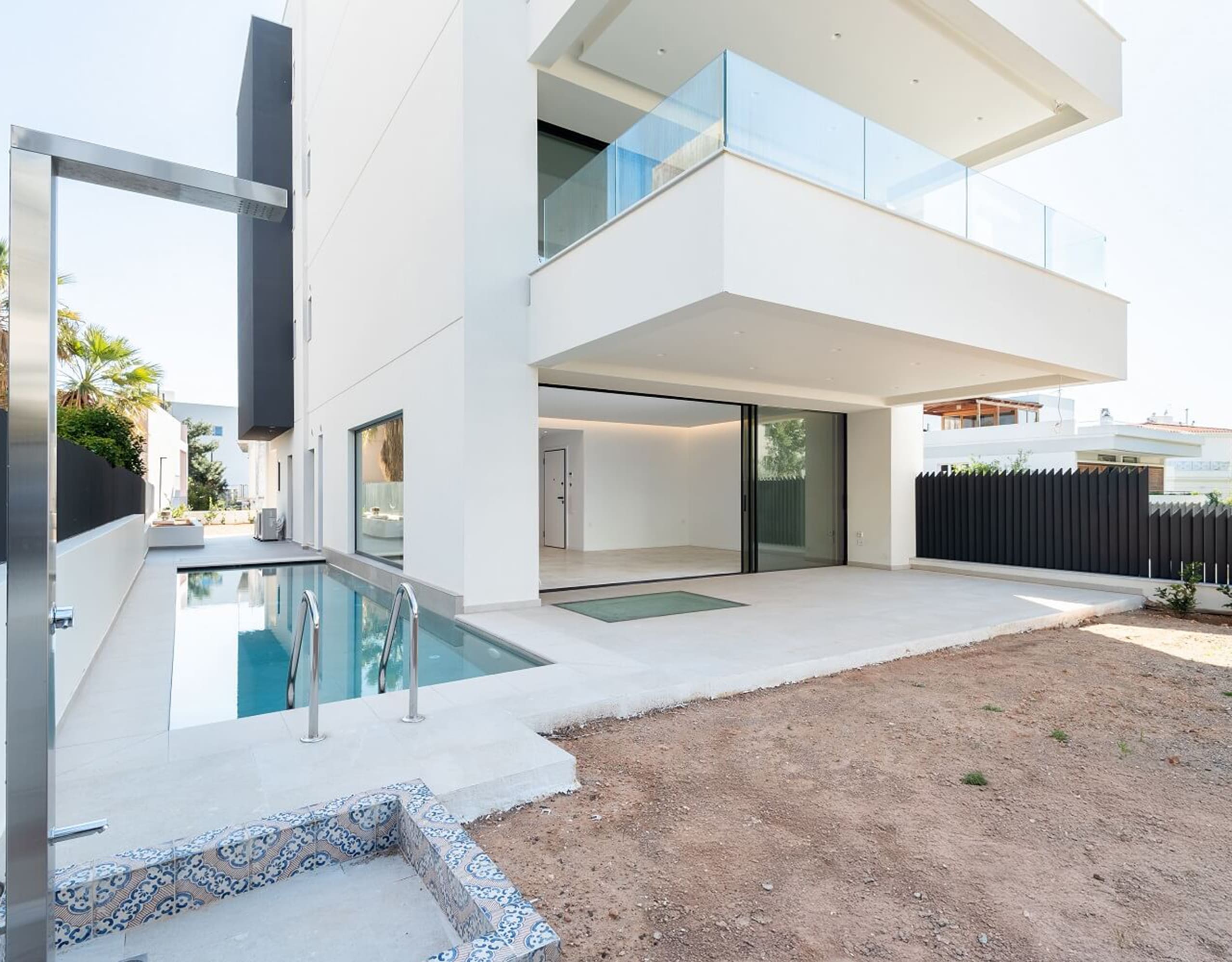 Ground-level outdoor area at Glyfada Golf Luxury Residences, Athens Riviera